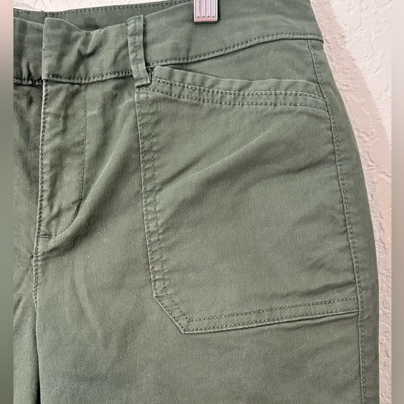 OLD NAVY Pixie Chino Pants - Picture 3 of 5